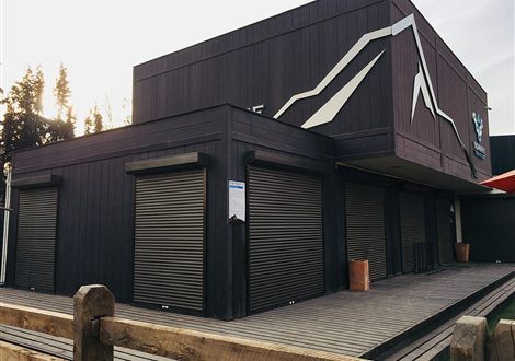 Persianas metálicas para comercios en Sitges